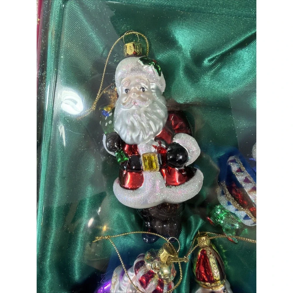 Brass Key Christmas Treasures Santas Around World Hand Blown Ornaments‎ Vtg 2000